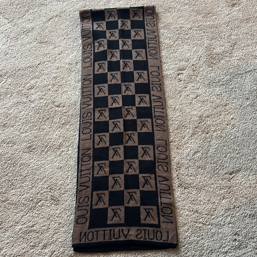 Louis Vuitton vintage wool scarf - Picture 4 of 4